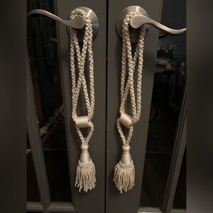 Set of Pearl Ivory Window Curtain Drapery Rope Cord Tassel Tie Backs